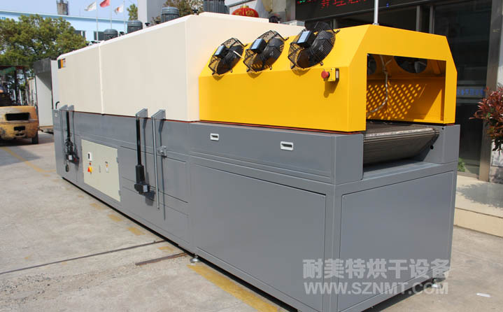 礦泉水熱收縮膜機(jī)配套用隧道式烤爐